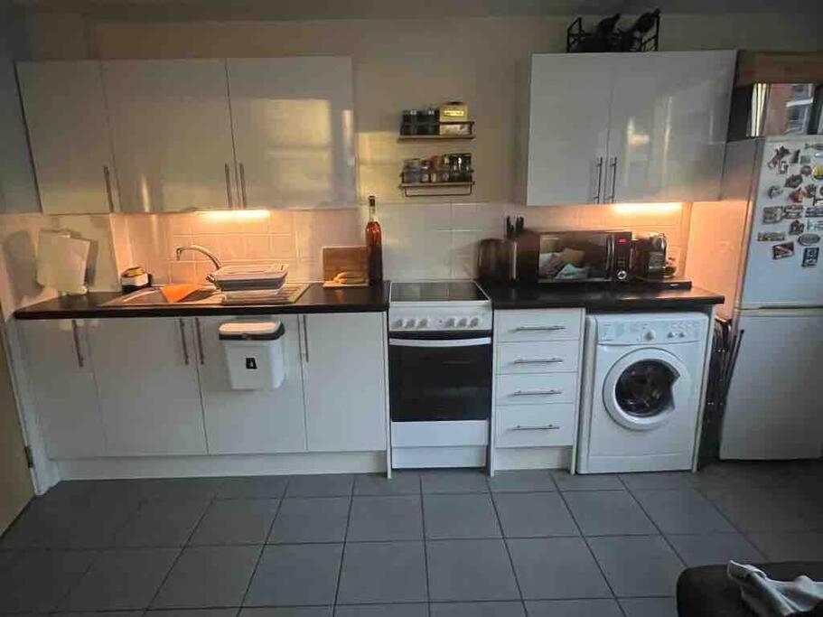 Lovely Flat By Chelsea Harbour Appartement